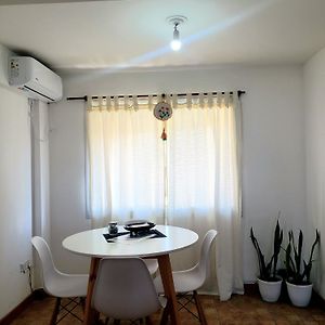 Departamento En Barrio Centro Calle Corro